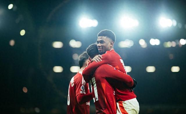 布莱顿联阵容反扑,力争取得胜利翻盘反超对手的简单介绍 布莱顿联阵容反扑,力争取得胜利翻盘反超对手的简单介绍