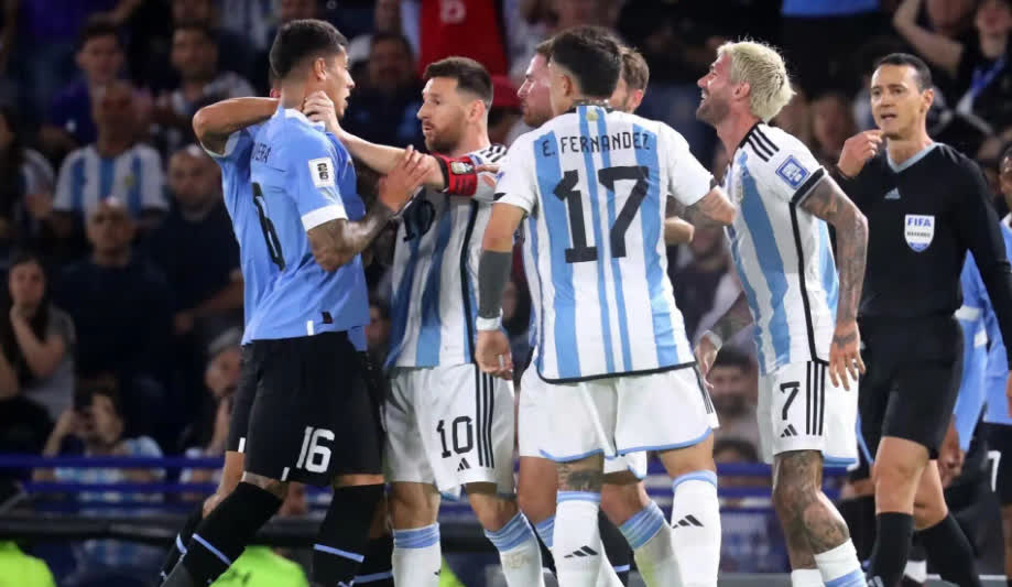 实时报告:欧锦赛预选赛激烈对抗持续不断的简单介绍 实时报告:欧锦赛预选赛激烈对抗持续不断的简单介绍