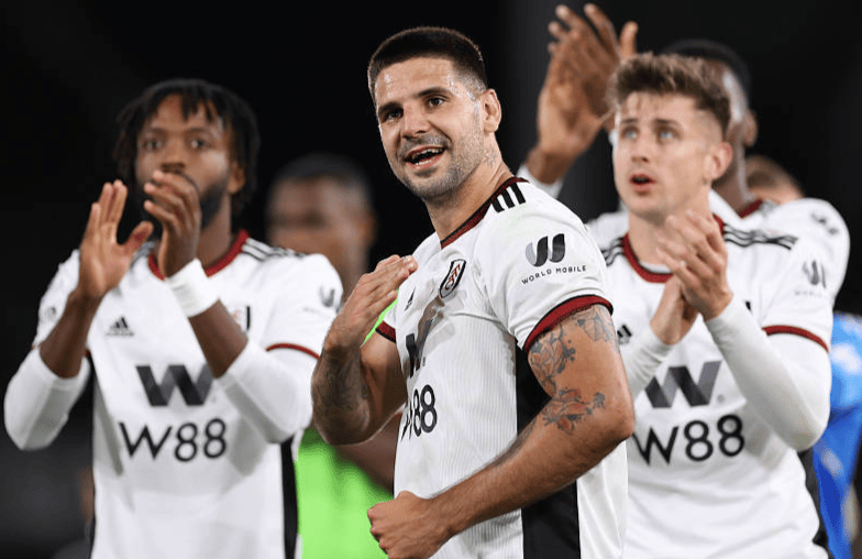 九游中国-狼队中场球员伤停轮换，影响球队组织