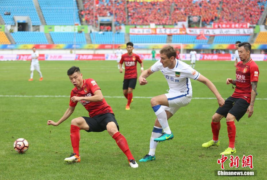 青岛黄海客场大胜贵州智诚,保持不败的简单介绍 青岛黄海客场大胜贵州智诚,保持不败的简单介绍