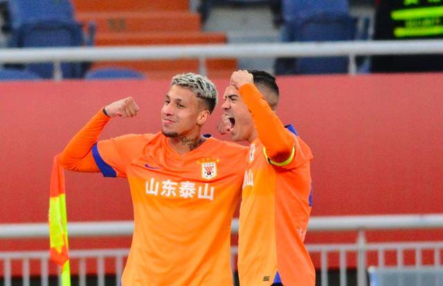 中超球队外援表现出色,助球队获得胜利的简单介绍 中超球队外援表现出色,助球队获得胜利的简单介绍