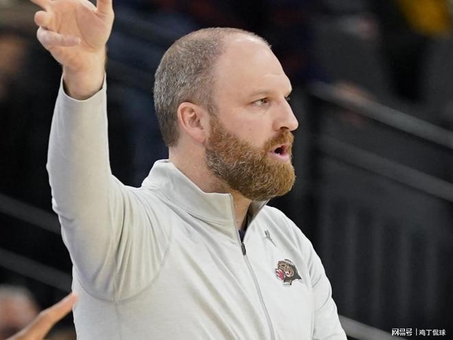 九游官网-灰熊队内讧升级，球员关系出现裂痕的简单介绍