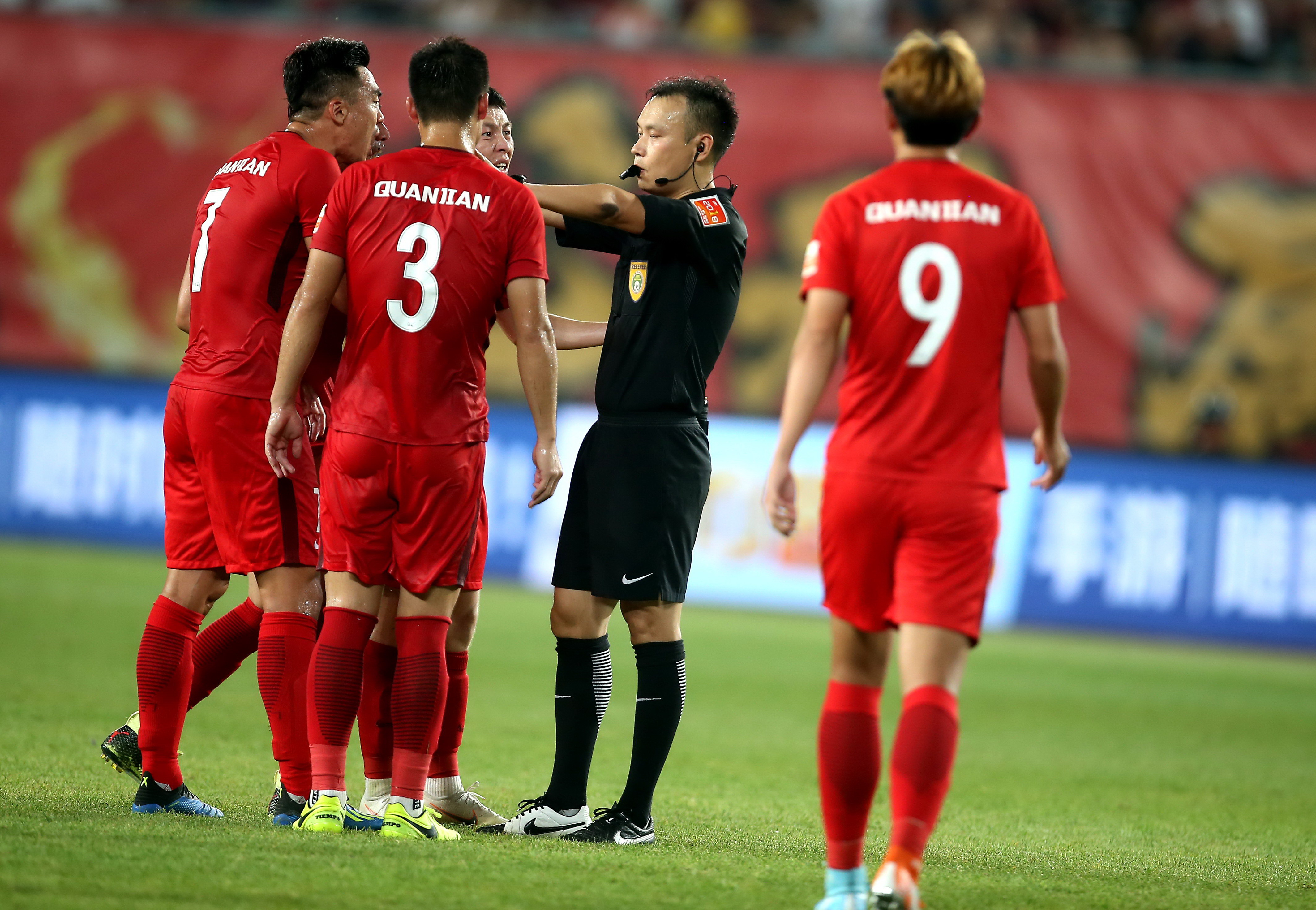 九游娱乐网站-华夏德比展开！建业挑战权健，河北两强对决谁能占上风的简单介绍