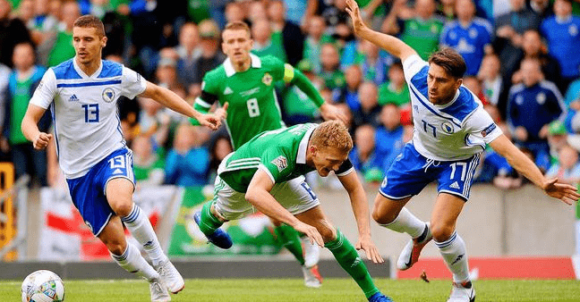 关于欧预赛:罗马尼亚小胜北爱尔兰,晋级淘汰赛的信息 关于欧预赛:罗马尼亚小胜北爱尔兰,晋级淘汰赛的信息