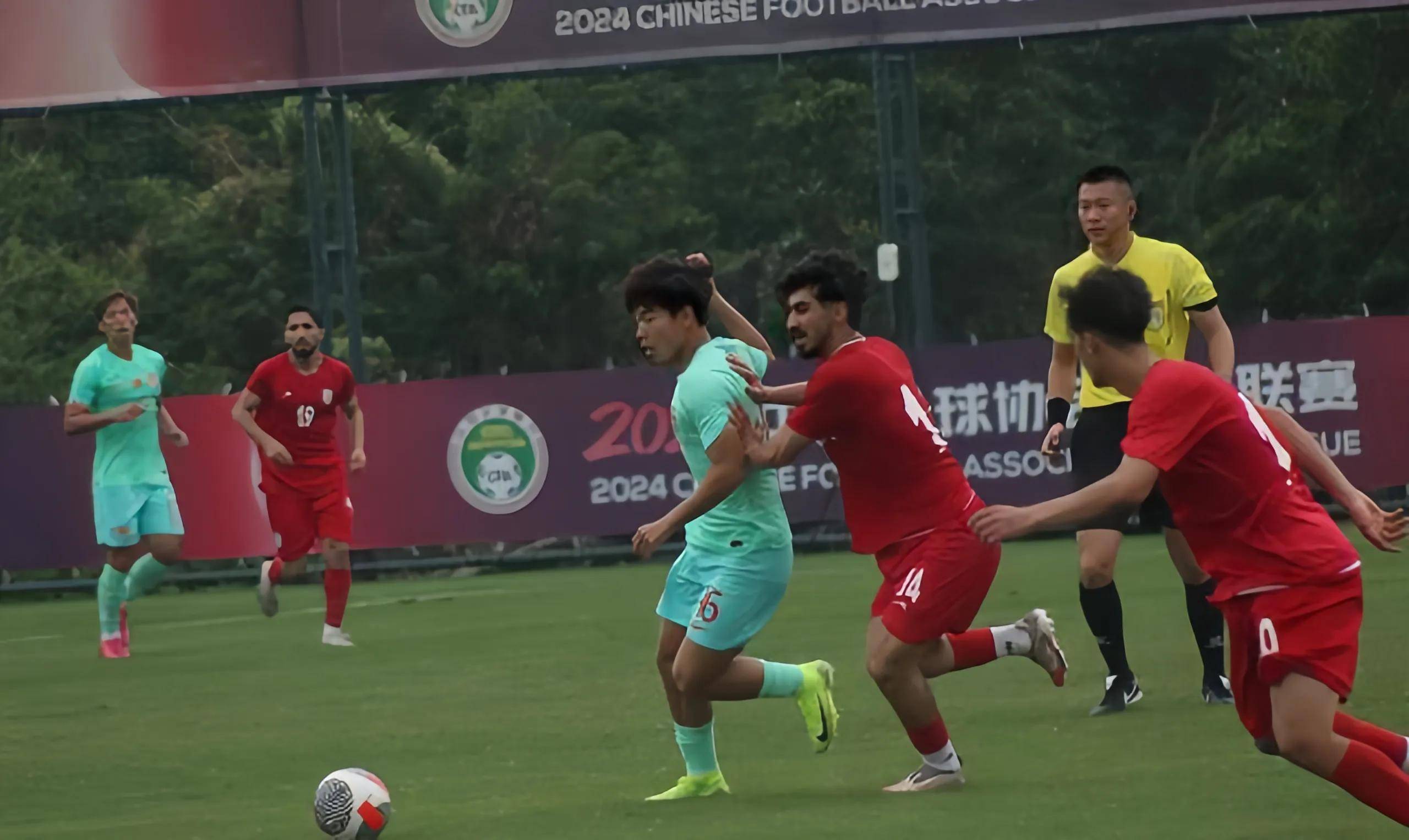 伊朗球队备战大赛,坚守战术取得突破 伊朗球队备战大赛,坚守战术取得突破