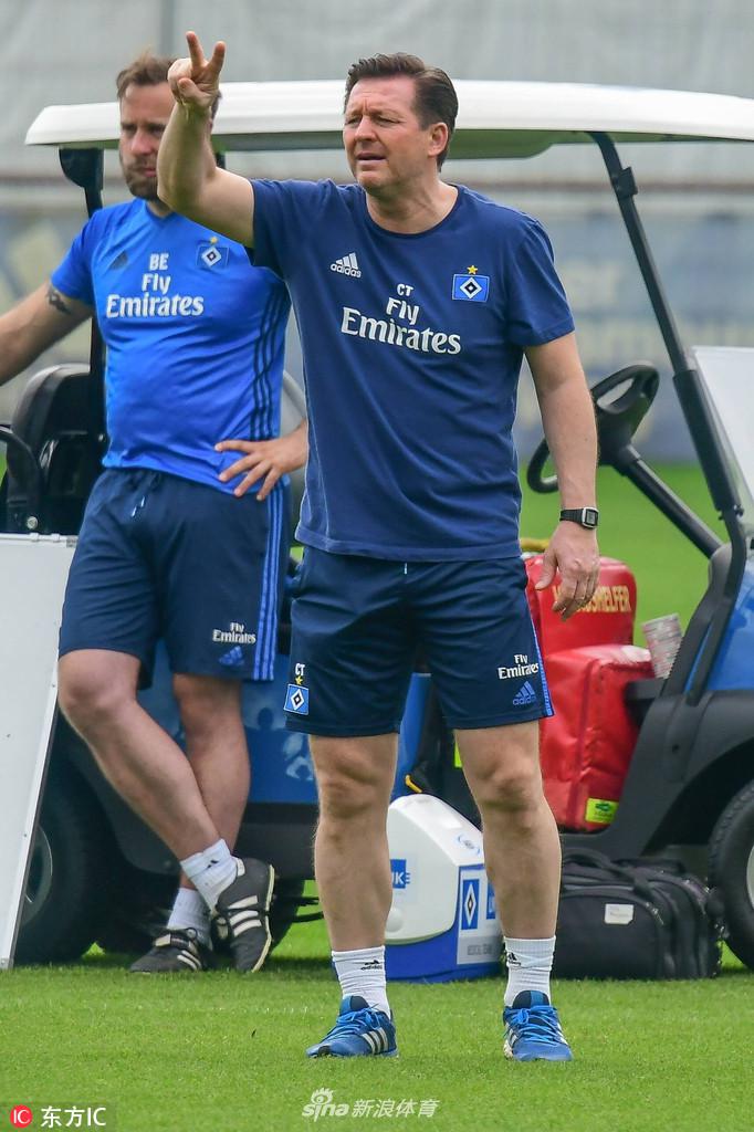 关于汉堡红星球员全力以赴,夺得关键三分的信息 关于汉堡红星球员全力以赴,夺得关键三分的信息