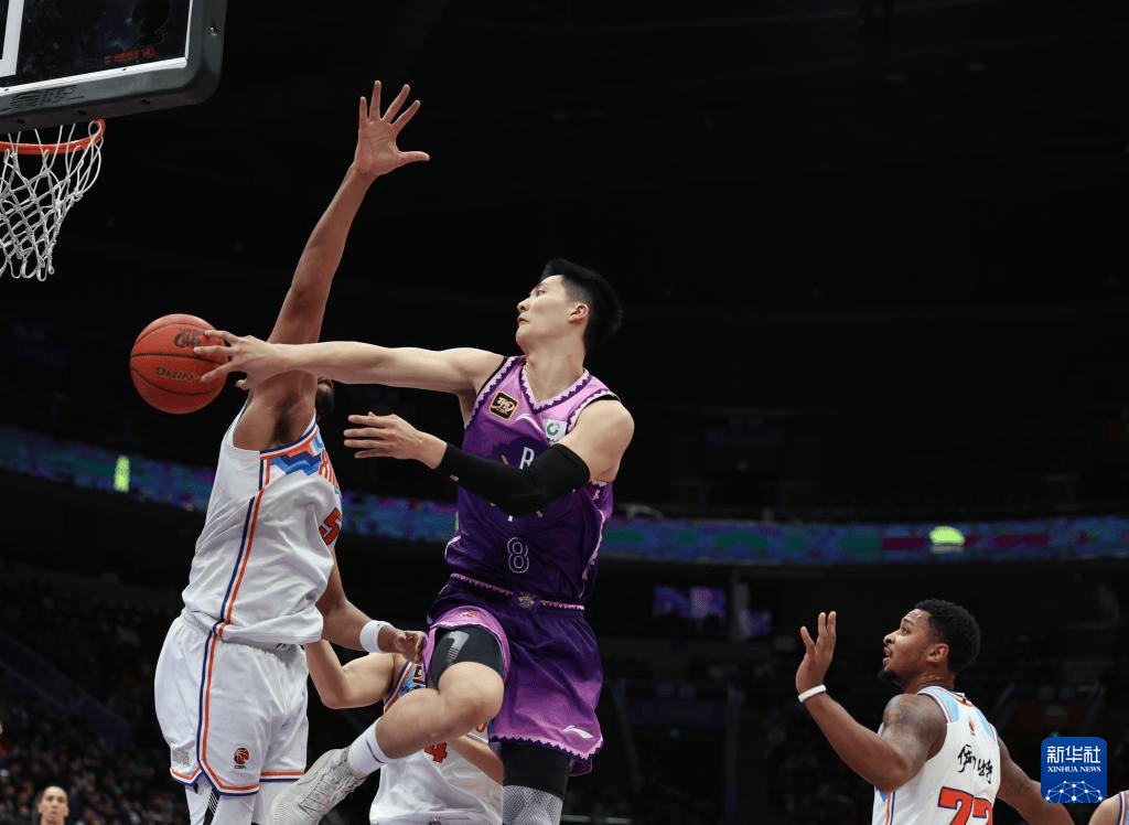 九游VIP-华德福德队在主场比赛中获得胜利