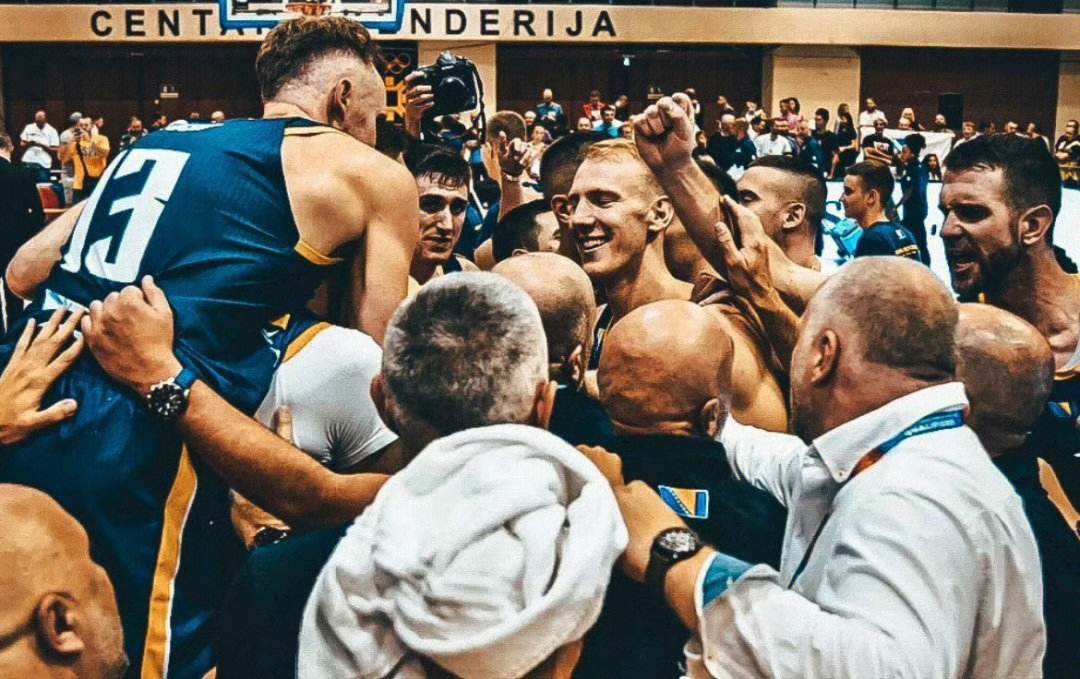 乌干达国家队正备战与喀麦隆国家队对抗的简单介绍 乌干达国家队正备战与喀麦隆国家队对抗的简单介绍