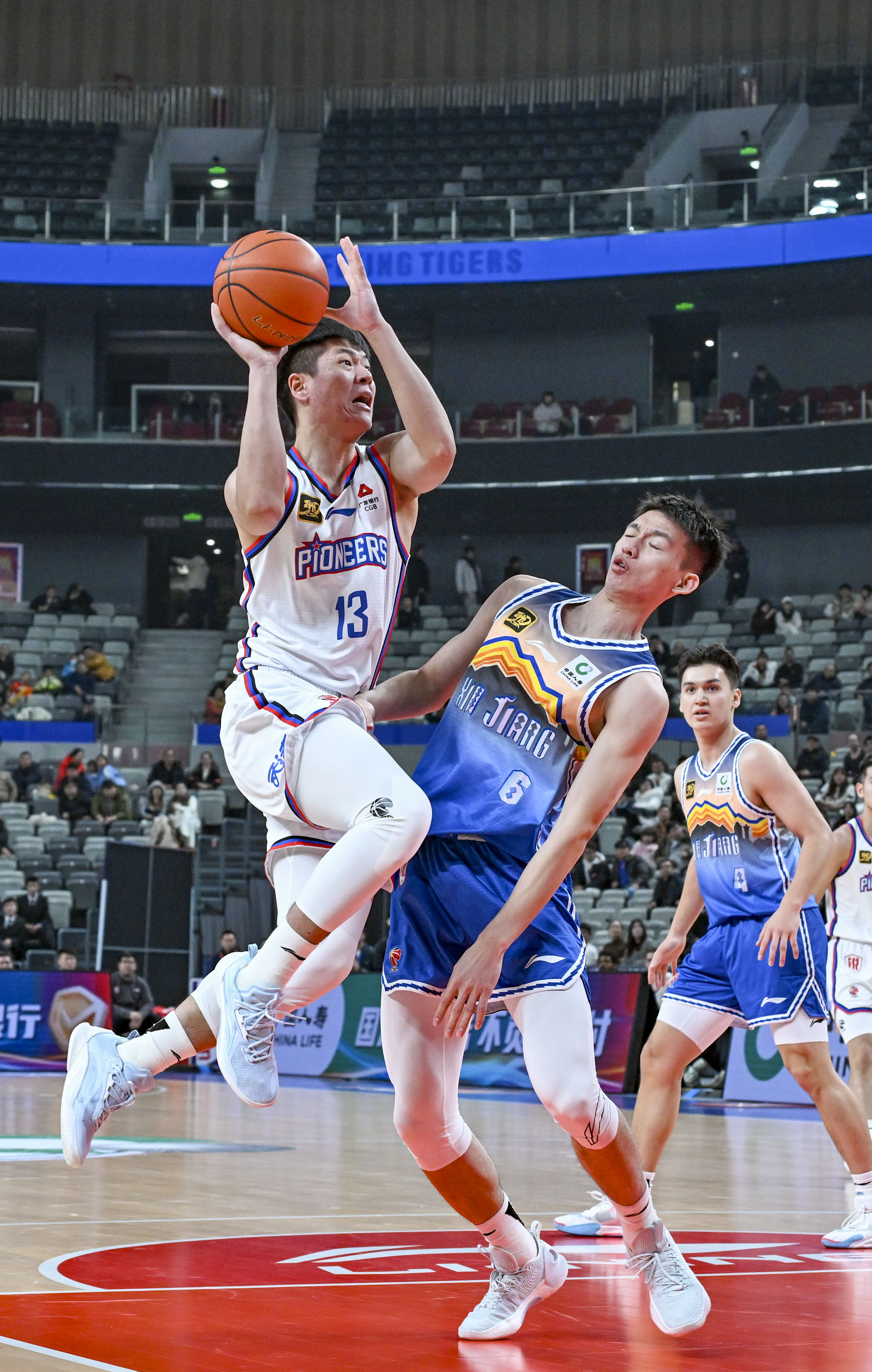 天津队惜败新疆,全场比赛险胜失去 天津队惜败新疆,全场比赛险胜失去