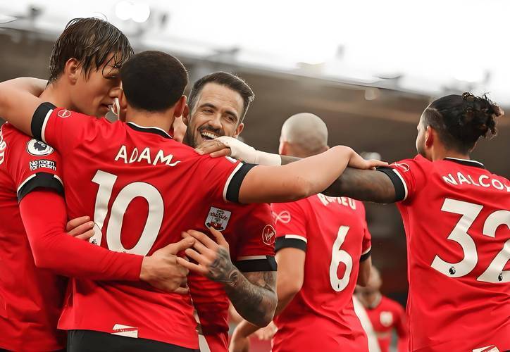 萨尔茨堡红牛球员备战国际对决 萨尔茨堡红牛球员备战国际对决