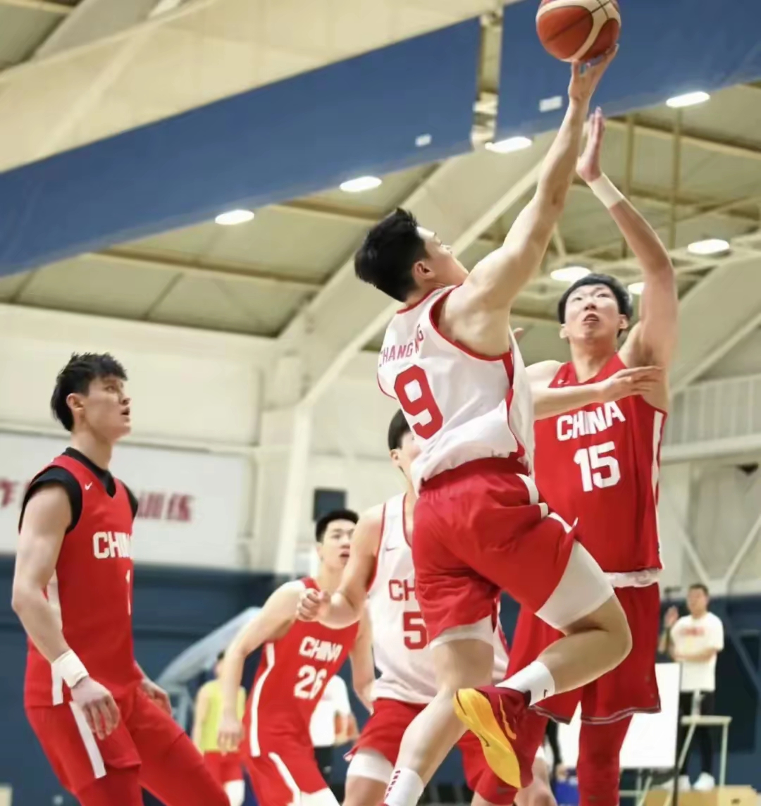 吉林男篮面对青岛队，积极备战