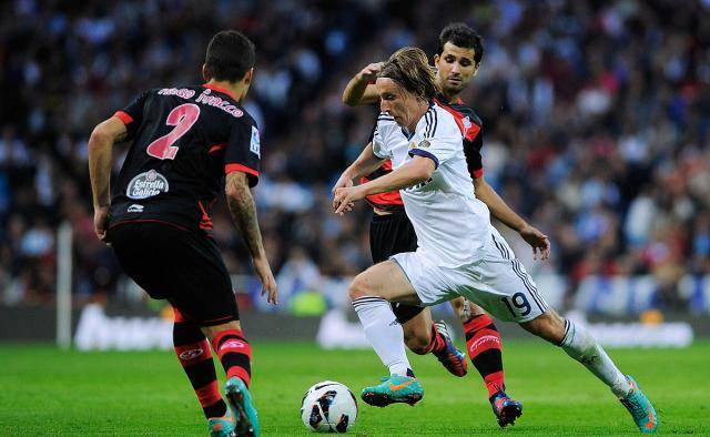 包含马拉加神奇逆转皇家社会,夺得胜利的词条 包含马拉加神奇逆转皇家社会,夺得胜利的词条