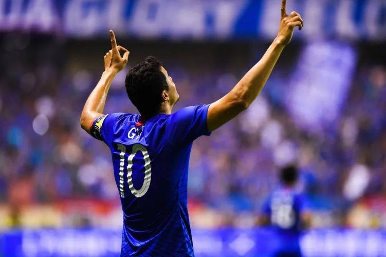 九游娱乐app下载-包含阿尔梅里亚年轻前锋莫雷诺再现神勇表现的词条