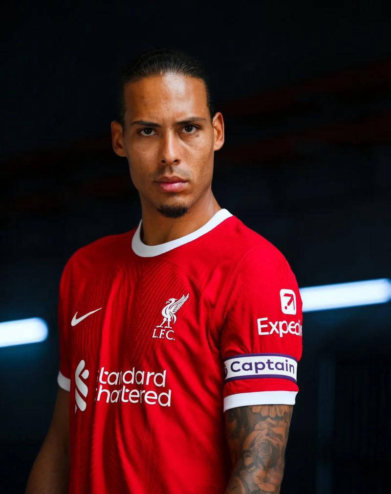 利物浦中场发挥出色,取得关键胜利 利物浦中场发挥出色,取得关键胜利