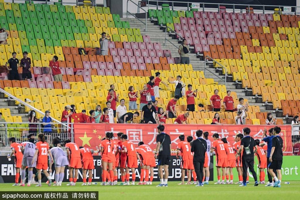 重头戏对决精彩集锦引发球迷狂热的简单介绍 重头戏对决精彩集锦引发球迷狂热的简单介绍