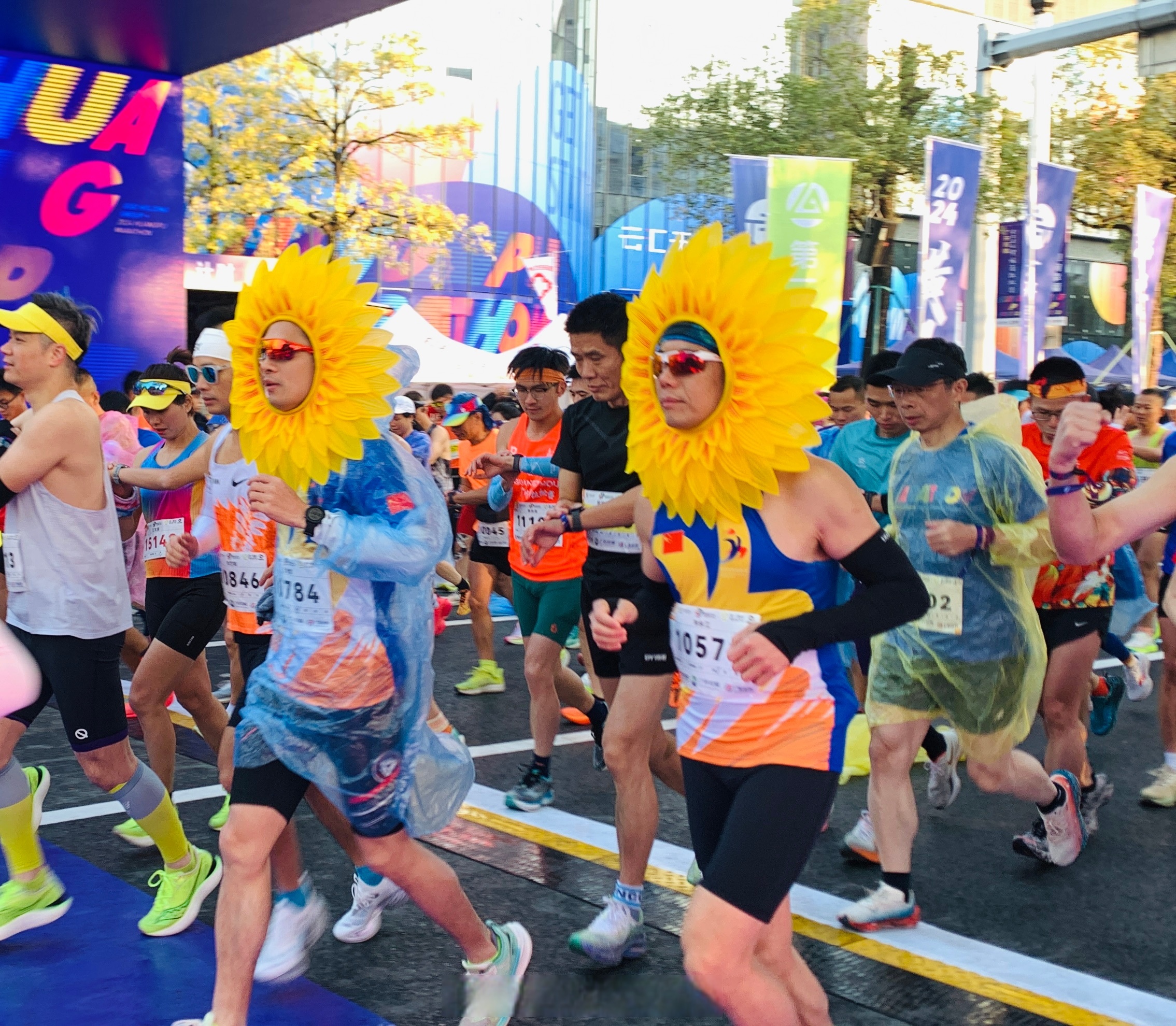 精彩瞬间频现,为比赛增添了无限看点!的简单介绍 精彩瞬间频现,为比赛增添了无限看点!的简单介绍