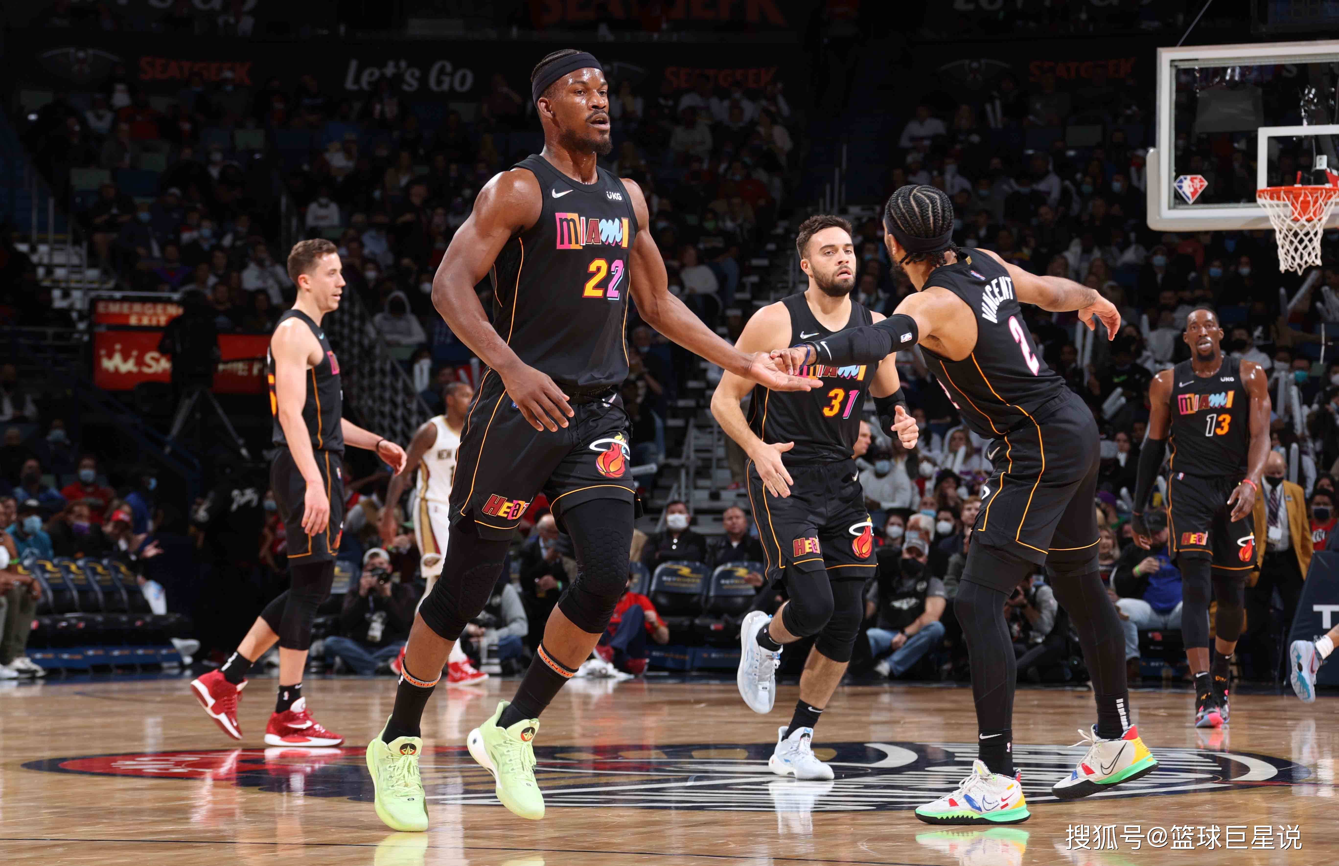 热火双星携手战胜鹈鹕 热火双星携手战胜鹈鹕