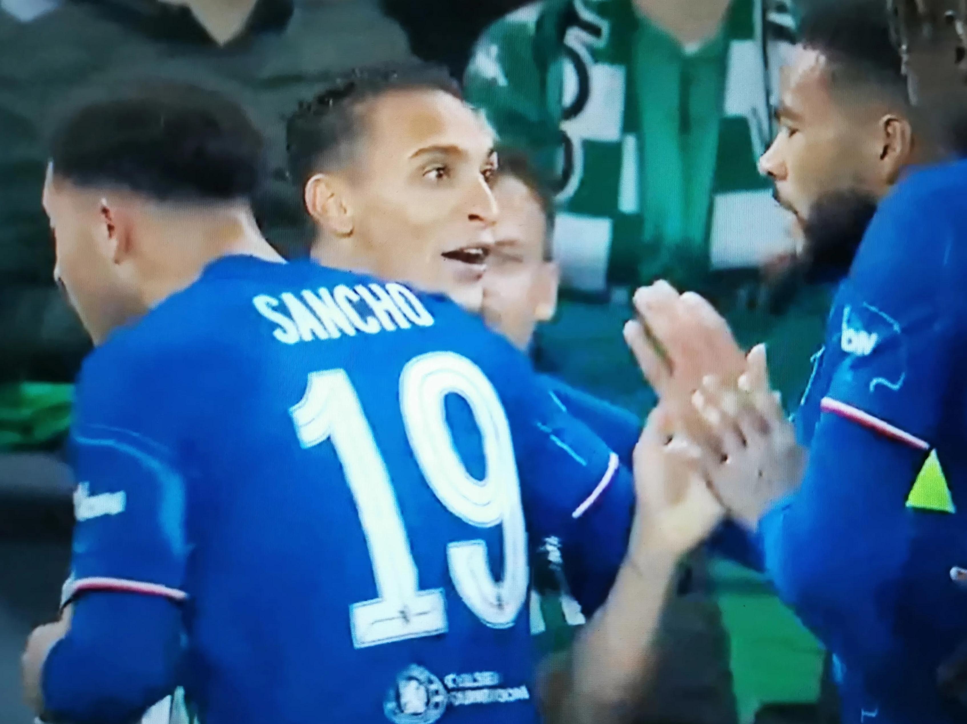 包含墨西哥鏖战切尔西,费兰·托雷斯送出助攻的词条 包含墨西哥鏖战切尔西,费兰·托雷斯送出助攻的词条