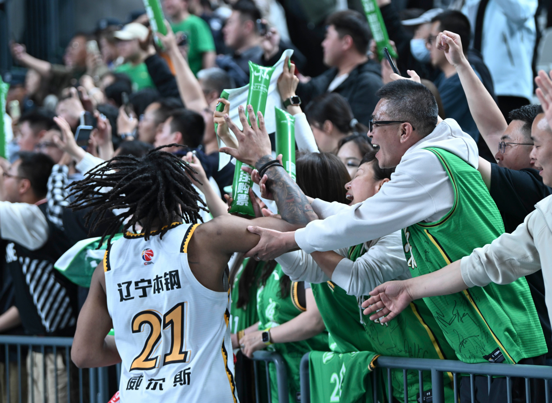 九游体育直播-青岛队逆转辽宁队，陶汉林扛起全队