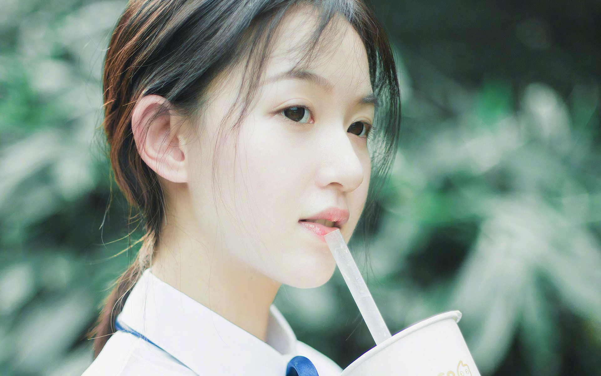 哥伦比亚爆冷洪都拉斯，拉亚一人撕裂防线，对手防线完全无解